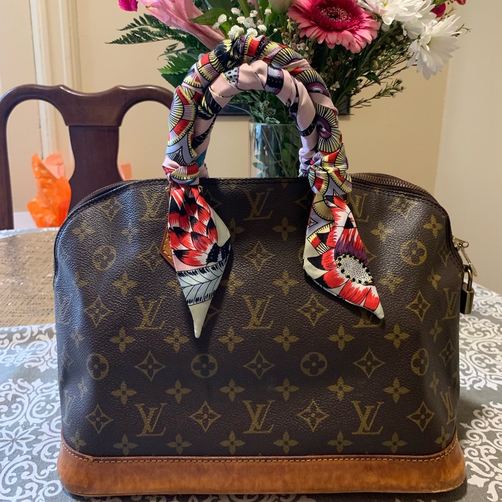 Louis Vuitton Alma PM